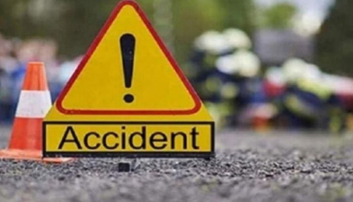 4 killed, 4 injured as truck hits car in Phulbani