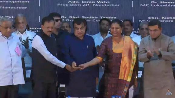 Nitin Gadkari inaugurates and lays foundation stones for 2 National highways projects