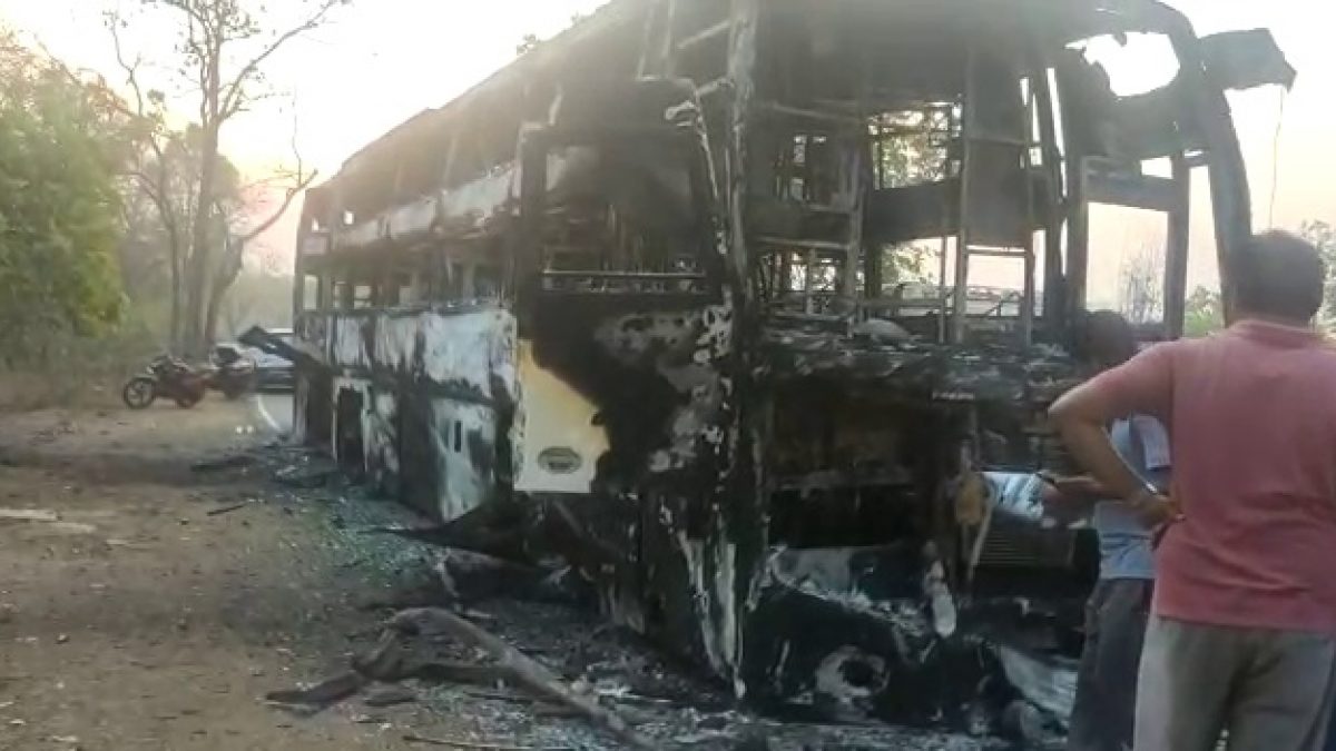 Maoists torch bus carrying passengers from Odisha to Hyderabad