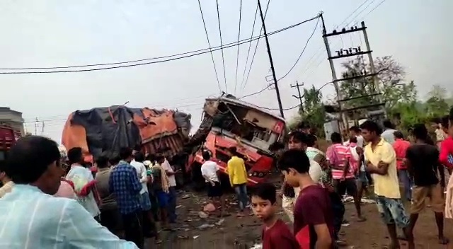 Two people killed in Nuapada mishap, 18 were injured in bus accident in Bargarh