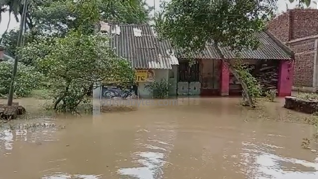'Drowning' Causes a Woman to Die in Floodwaters in Puri