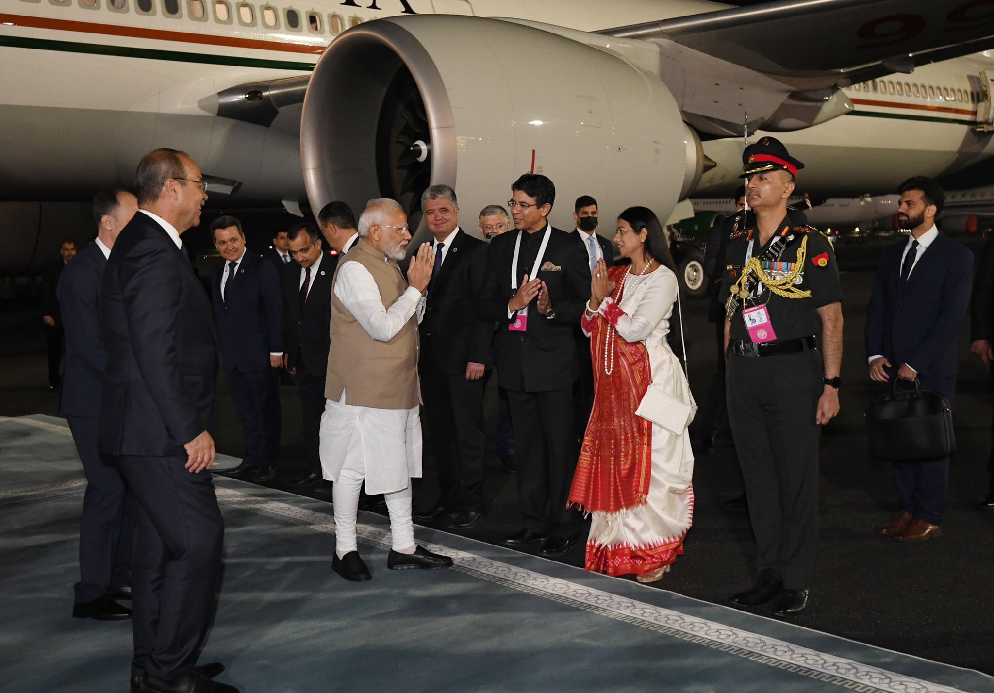 Arrival of Prime Minister in Samarkand to attend the SCO Summit