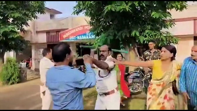 Journalists thrashed by Additional SP in Odisha’s Nabarangpur