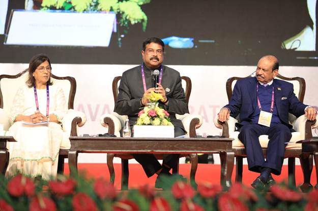 Dharmendra Pradhan addresses the Plenary Session on Enabling Global Mobility of Indian Workforce