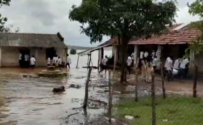 Water Enters School Hostel, 47 Students Rescued At Midnight 