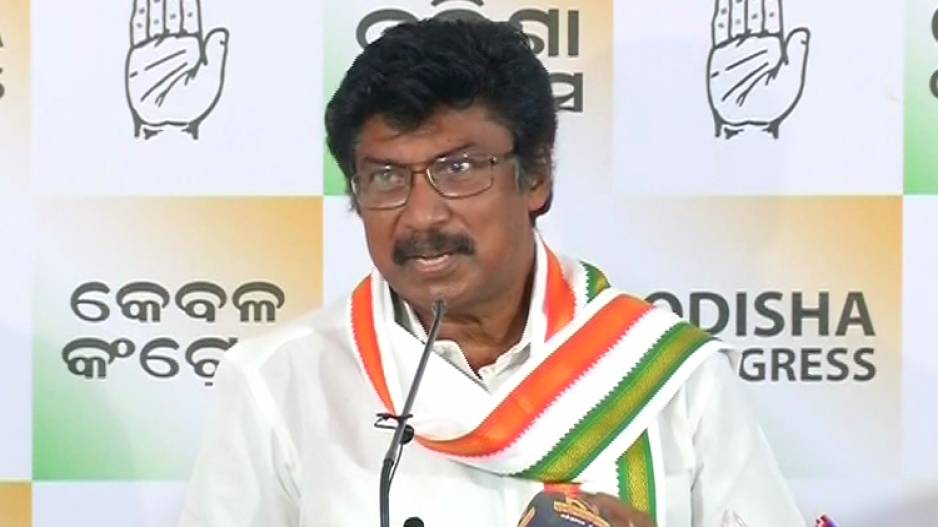 Chelakumar warned the Congress leader on violating discipline inside the organisation 