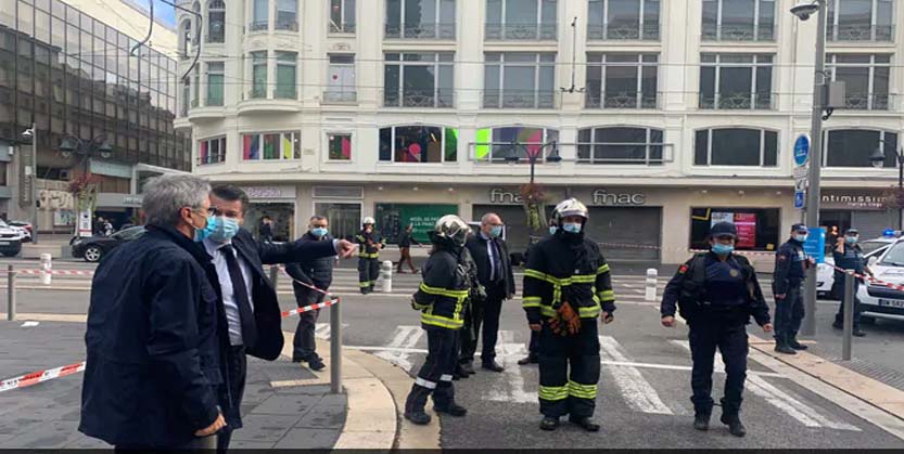 ଇସଲାମ ମୌଳବାଦୀଙ୍କ ତାଣ୍ଡବ : ଫ୍ରାନ୍ସ ଚର୍ଚ୍ଚ ବାହାରେ ୩ ଜଣଙ୍କୁ ହତ୍ୟା