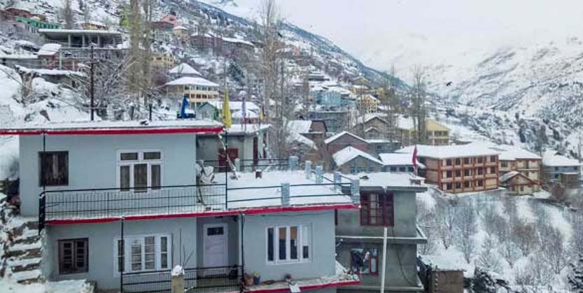 ଏହି ଗାଁର ସବୁ ଲୋକ କରୋନା ପଜିଟିଭ୍ ଚିହ୍ନଟ, ପର୍ୟ୍ୟଟକଙ୍କ ପ୍ରବେଶ ଉପରେ ଲାଗିଲା କଟକଣା