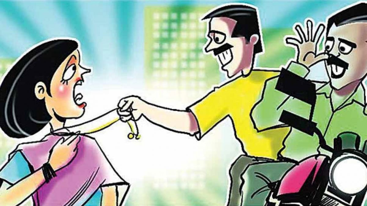 ଝାମ୍ପିନେଲେ ସୁନା ହାର