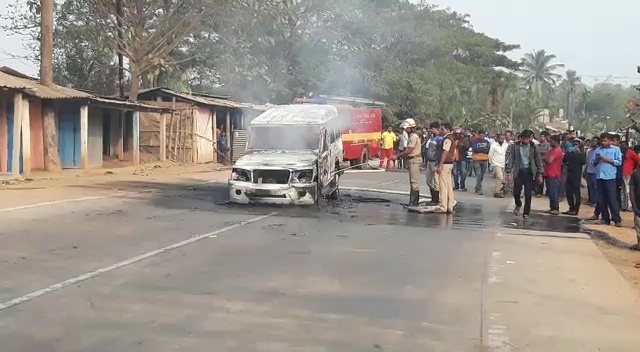 ପୁଲିସ ଗାଡ଼ି ପୋଡ଼ି ଘଟଣାରେ  ୧୦୦ରୁ ଊଦ୍ଧ୍ୱର୍ ନାମରେ ମାମଲା 