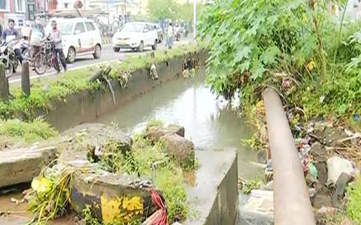 ରାଜଧାନୀର ଡ୍ରେନ୍‌କୁ ଦେଖିଲେ ଡର