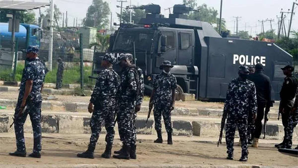 ନାଇଜେରିଆର ମସ୍‌ଜିଦ୍‌ରେ ଗୁଳି, ୧୮ ମୃତ