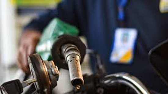 ଏନ୍‌ଡିଏ ଶାସିତ ରାଜ୍ୟ ସରକାର ବି କମାଇବେ ତେଲ ଦର