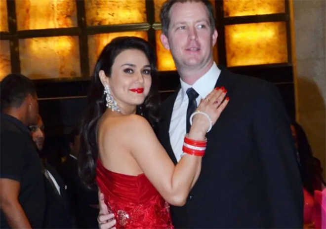 ଯମଜ ସନ୍ତାନଙ୍କ ମା ହେଲେ ପ୍ରୀତି ଜିଣ୍ଟା