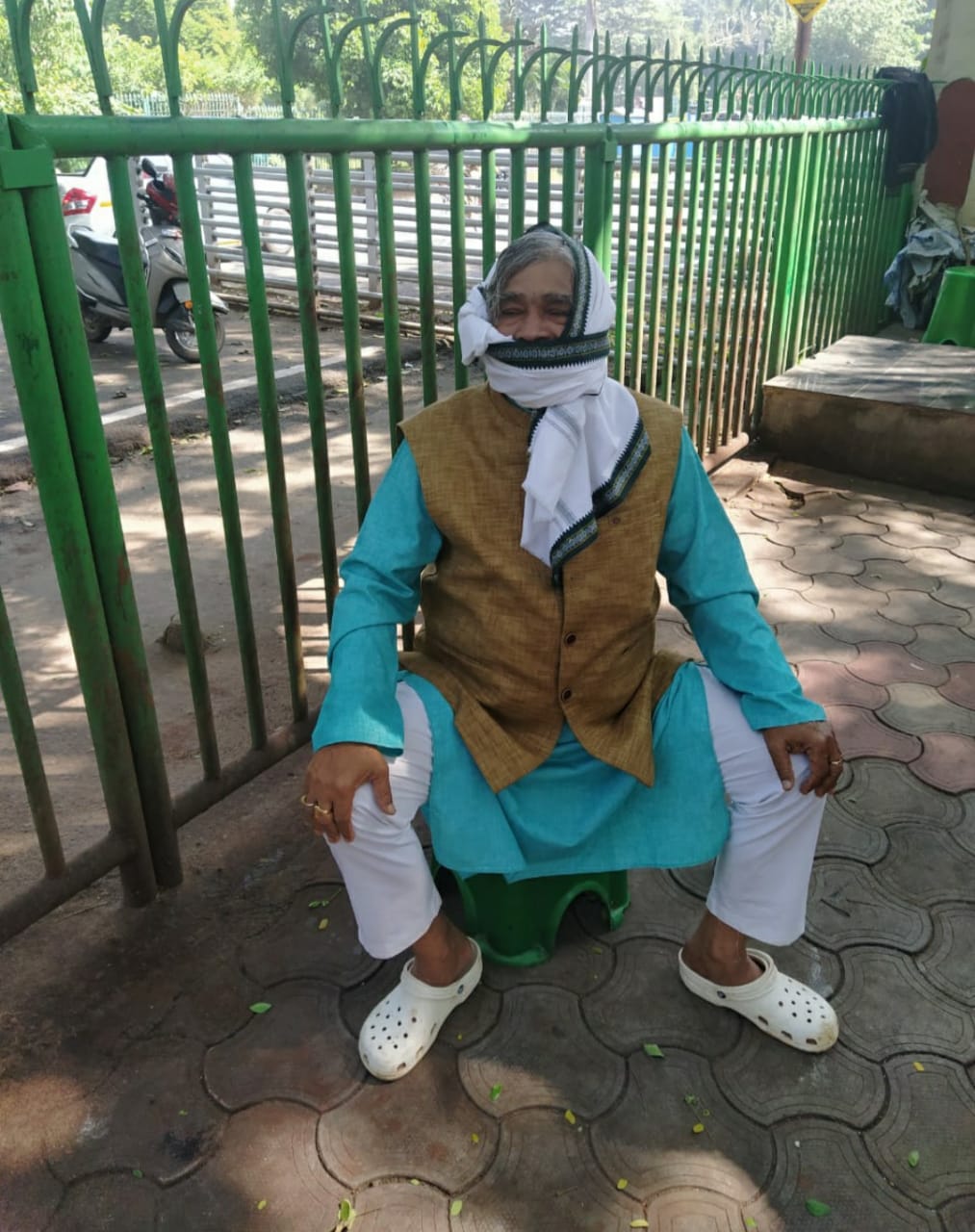 କରୋନା ଆକ୍ରାନ୍ତ ହୋଇ ପଦାରେ ବୁଲୁଛନ୍ତି ବିଧାୟକ ସୁର ରାଉତରାୟ