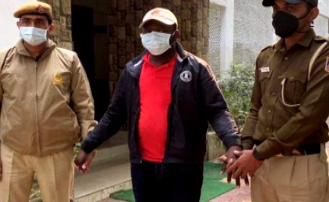 ଓକାକ ସିଇଓଙ୍କ ହ୍ଵାଟ୍ସଆପ ହ୍ୟାକ ଘଟଣା, ନାଇଜେରୀୟ ଠକ ଗିରଫ 