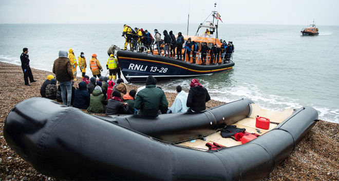 ଇଂଲିଶ ଚ୍ୟାନେଲ୍‌ରେ ବୁଡ଼ିଲା ବୋଟ୍‌, ୩୧ ମୃତ