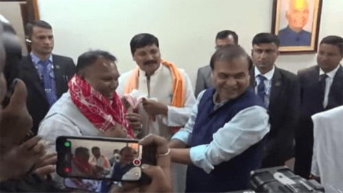 ସରକାରରେ ମିଶିଲେ କଂଗ୍ରେସ ବିଧାୟକ, କିନ୍ତୁ ବିରୋଧୀ ଦଳରେ ରହିବେ