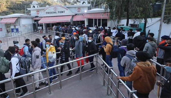 ନୂଆବର୍ଷରେ ଅଘଟଣ, ବୈଷ୍ଣବଦେବୀ ମନ୍ଦିରରେ ଦଳାଚକଟା, ୧୨ ମୃତ