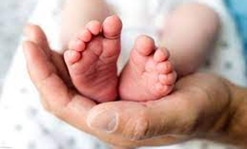 ଶିଶୁକନ୍ୟା ଜନ୍ମ ଦେଲେ ଯୁବକ