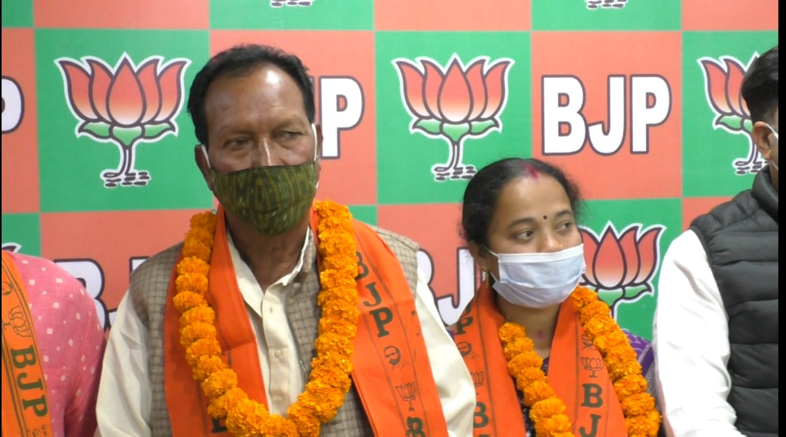 ବିଜେପିରେ ମିଶିଲେ ହେମାନନ୍ଦ ବିଶ୍ବାଳଙ୍କ ଭାଇ