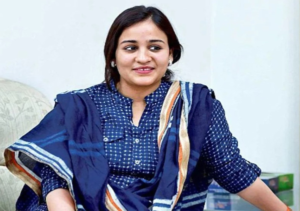 ଅଖିଳେଶଙ୍କ ଘରେ ଫାଟ; ବିଜେପିରେ ମିଶିବେ ଭାଇବୋହୂ!