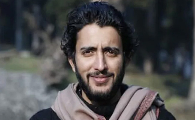 ଦେଶବିରୋଧୀ କାମ ଅଭିଯୋଗରେ କାଶ୍ମୀର ସାମ୍ବାଦିକ ଗିରଫ