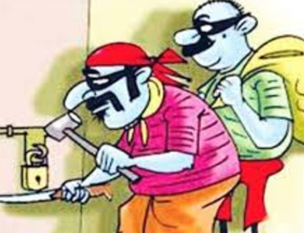 କଳାକନା ବୁଲେଇ ଦେଲେ, ଘର ଭାଙ୍ଗି ନେଇଗଲା ସୁନାଗହଣା