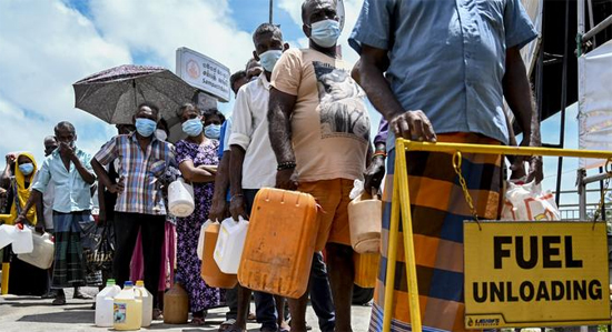 ପେଟ୍ରୋଲ୍‌ ଲାଗି ୬ ଘଣ୍ଟା ଅପେକ୍ଷା, ଚାଲିଗଲା ବୃଦ୍ଧଙ୍କ ଜୀବନ