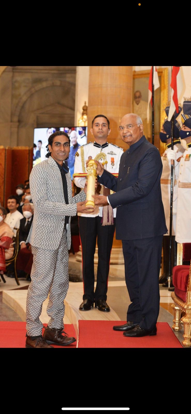 ପ୍ରମୋଦଙ୍କୁ ପଦ୍ମଶ୍ରୀ, ପ୍ରତିଭାଙ୍କୁ ପଦ୍ମ ବିଭୂଷଣ ସମ୍ମାନ ପ୍ରଦାନ 