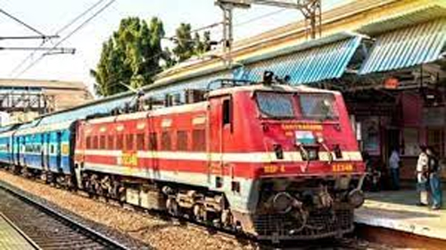 ବିଳମ୍ବରେ ଚାଲୁଛି ୫%ରୁ ଅଧିକ ମେଲ୍‌ ଓ ଏକ୍ସପ୍ରେସ୍