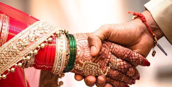 କେଉଁ ମହିଳାଙ୍କୁ ବିବାହ କଲେ ସୁଧୁରିବ ଜୀବନ, ଜାଣନ୍ତୁ ଚାଣକ୍ୟ ନୀତିରୁ