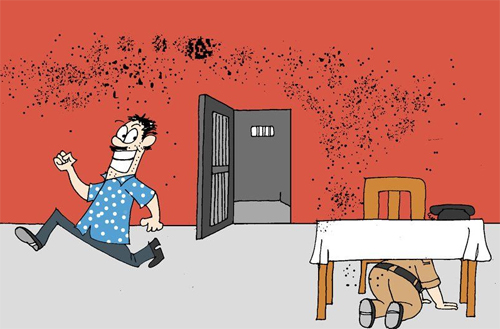 ଥାନାରୁ ଖସିଗଲେ ଡକାୟତ