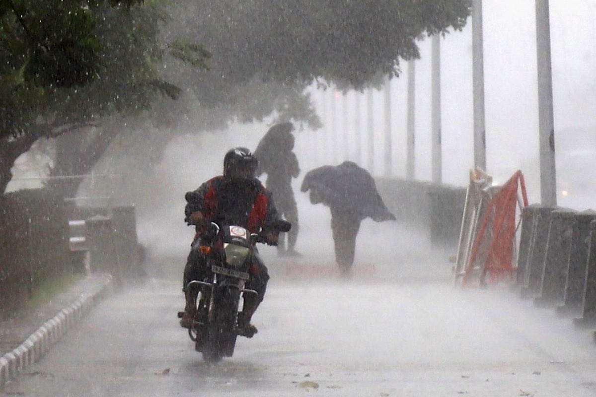  ୧୪ ଜିଲ୍ଲାକୁ ୟେଲୋ ଓ୍ବାର୍ଣ୍ଣିଂ