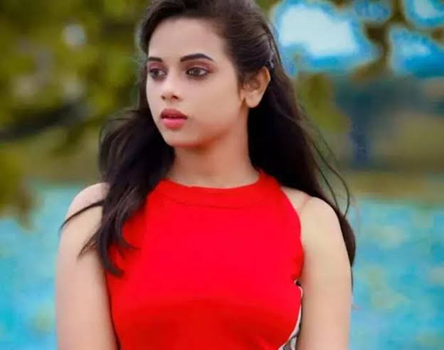 ଥାନାରେ ରଶ୍ମିରେଖାଙ୍କ ବୟଫ୍ରେଣ୍ଡ ସନ୍ତୋଷ