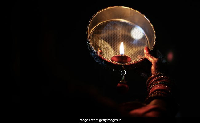 କରଓ୍ଵା ଚୌଥ ବ୍ରତ କିପରି କରିବେ?