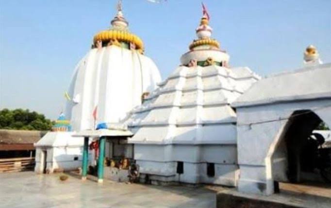 ପବିତ୍ର ଧବଳେଶ୍ୱରଙ୍କ ପୀଠରେ ବଡ଼ଓଷା