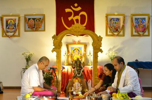 ସାବଧାନ, ଠାକୁର ପୂଜା କଲାବେଳେ ଏମିତି ଭୁଲ କରୁଛନ୍ତିକି?