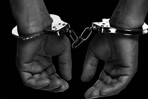 ଅଭିଯୁକ୍ତ ବାପା ଓ ପୁଅଙ୍କ ଆତ୍ମସମର୍ପଣ