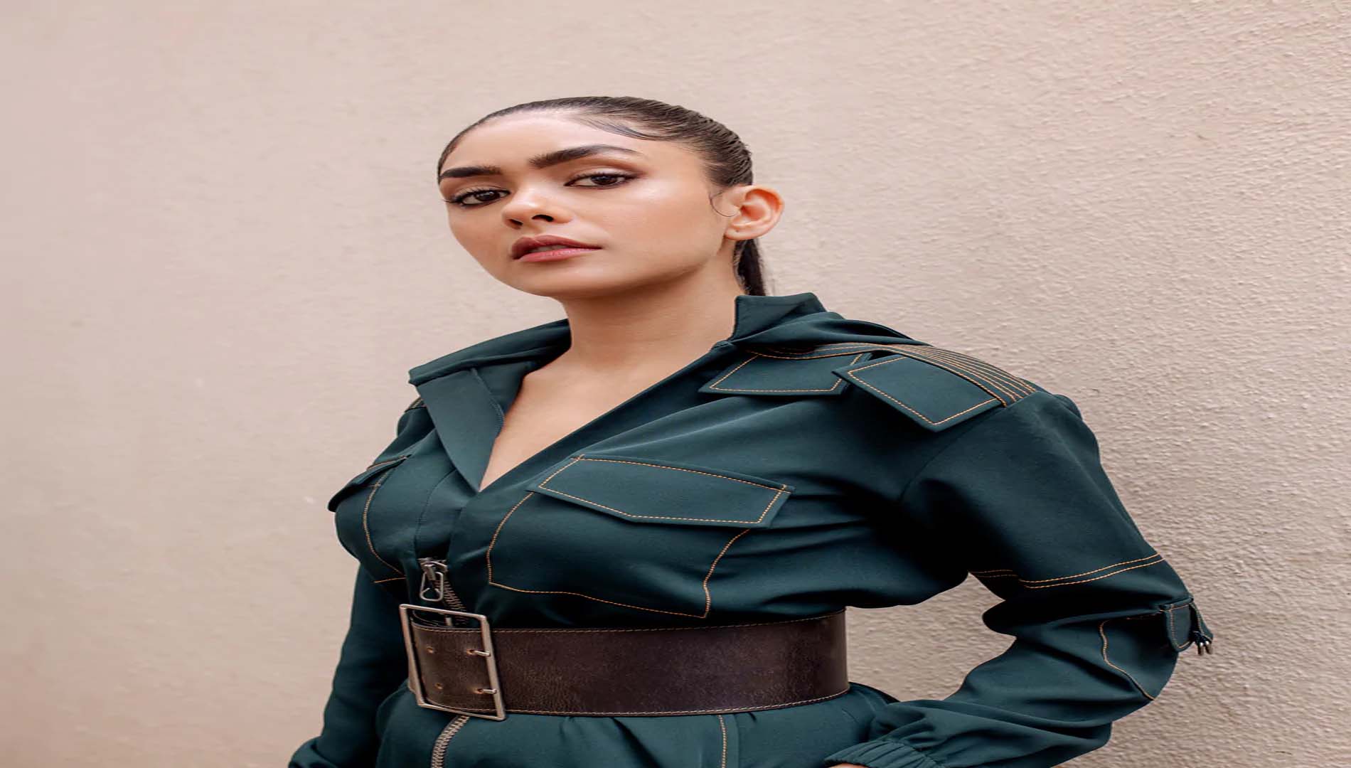  ଫେସନ୍ବ  ପାଲଟିଛି  ବଏଲର୍ ସୁଟ୍