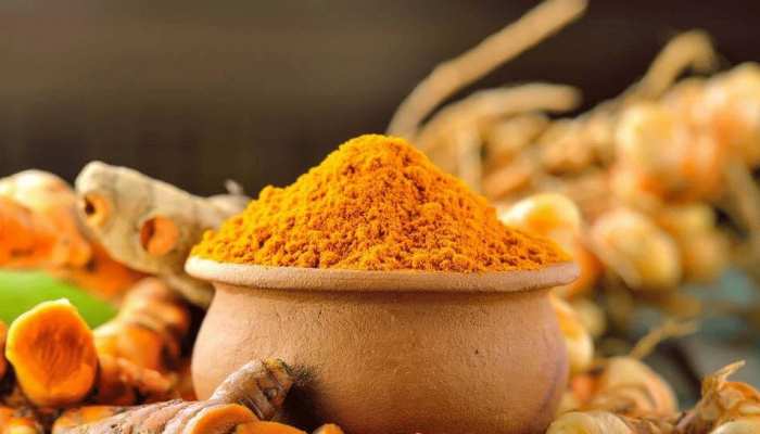 ହଳଦୀ ଦୂର କରେ ଏହି ସବୂ ସମସ୍ୟା, ଜାଣନ୍ତୁ କିପରି 