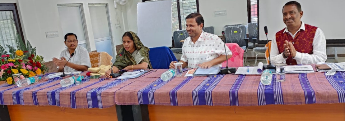 ବୟନ ଶିଳ୍ପ ମନ୍ତ୍ରୀ ଙ୍କ ସମୀକ୍ଷା ବୈଠକ ଅନୁଷ୍ଠିତ 