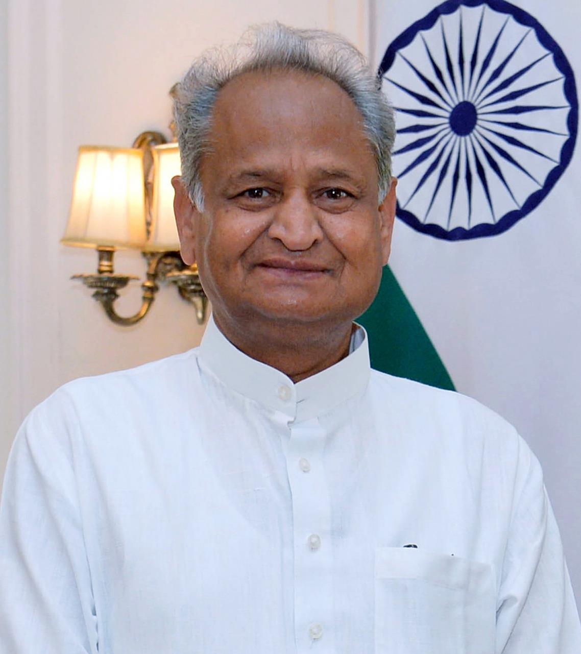 ୮ଟଙ୍କାରେ ଲୋକଙ୍କୁ ମିଳୁଛି ପେଟ ଭରି ଖାଦ୍ୟ