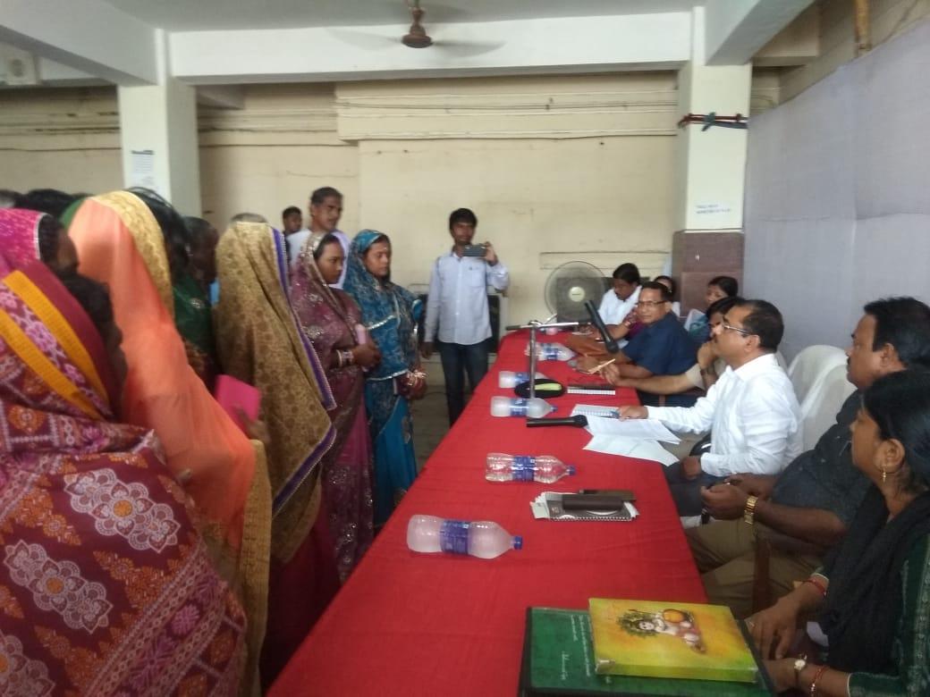 ବାଲିକୁଦା ବ୍ଳକ୍ କାର୍ଯ୍ୟାଳୟ ଠାରେ ଯୁଗ୍ମଜନ ଅଭିଯୋଗ ଶୁଣାଣୀ ଅନୁଷ୍ଠିତ