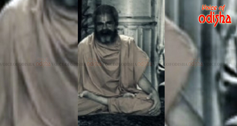 ମୁହଁ ଖୋଲିଲେ ଏମାର ମଠର  ମହନ୍ତ