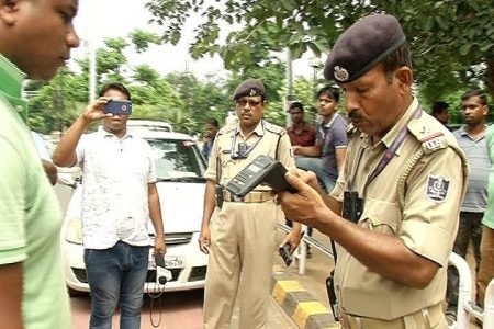 ଟ୍ରାଫିକ ଚାଲାଣ ଟଙ୍କା କାହା ପାଖକୁ ଯାଏ, କେନ୍ଦ୍ର ନା ରାଜ୍ୟ?