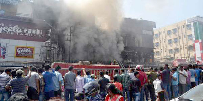 ବିଗ୍ ବଜାରରେ ବଡ଼ ଧରଣର ଅଗ୍ନିକାଣ୍ଡ