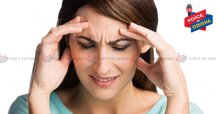 ପ୍ରତିଦିନ ମୁଣ୍ଡବିନ୍ଧା ହେଉଛି କି, ତେବେ ଜାଣନ୍ତୁ ତାର ଲକ୍ଷଣ କ’ଣ ?