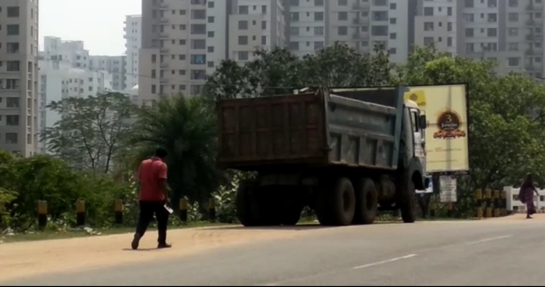 ବିଏମ୍‌ସି ଗାଡିକୁ ଫାଇନ୍ । 