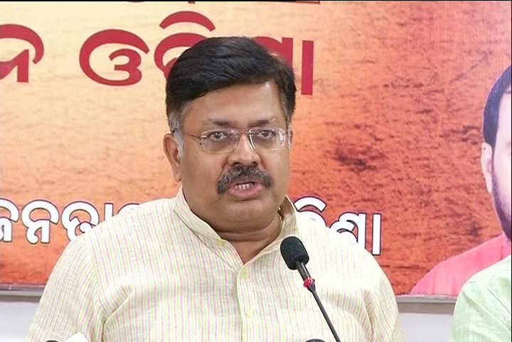 ନିରଞ୍ଜନଙ୍କ ମନ୍ତବ୍ୟର ପ୍ରତିକ୍ରିୟା ଦେଇ ପୃଥ୍ୱୀରାଜ କହିଲେ ‘ବ୍ଲୁ ପ୍ରିଂଟ ଦେବା ରାଜ୍ୟର କାମ’  
